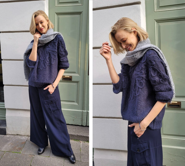 Pulli mit Ornamenten (petrolblau)