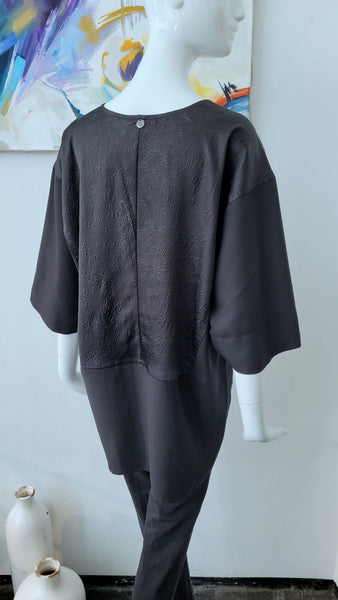 Bluse, hinten lang (schwarz)