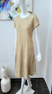 Kleid mit Struktur