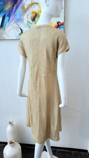 Kleid mit Struktur