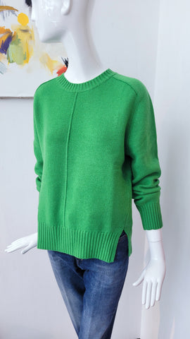 Pulli mit Details (grün)