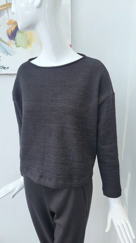 Pulli mit Rückenknöpfen (schw. melliert)