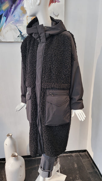 Parka Patchwork overs. (schw.)