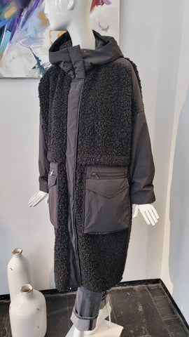 Parka Patchwork overs. (schw.)