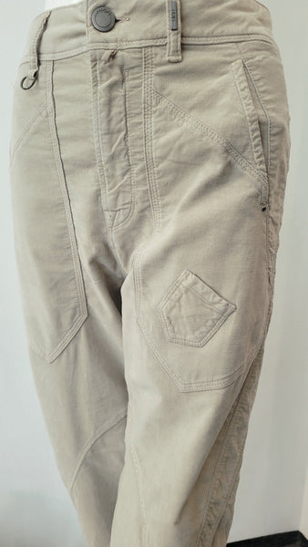 Hose raffin. Schnitt, Velvet (beige)