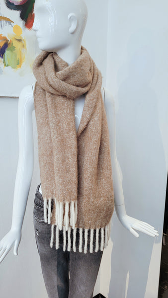 Schal kuschelig melliert m. Fransen  (beige)