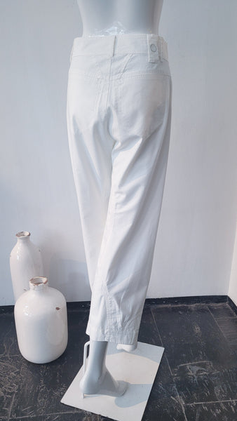 Hose mit Details (weiß)