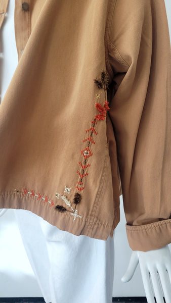 Hemdjacke mit aufwendiger Stickerei, overs.