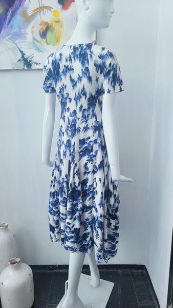 High-Tech Kleid (blau-weiß)(-30%)
