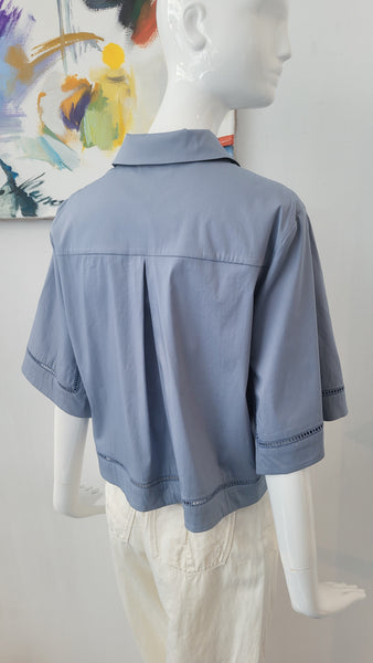Bluse mit Lochstickerei