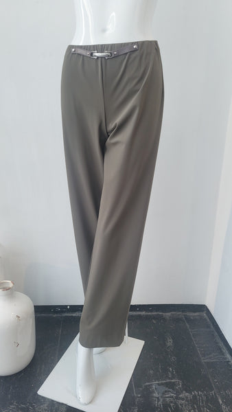Jerseyhose mit abtr. Halbgürtel (khakigrün)