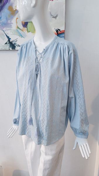 Bluse mit Stickerei overs. (h.blau)