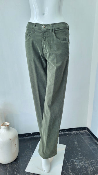 Feincordhose, weites Bein (grün)