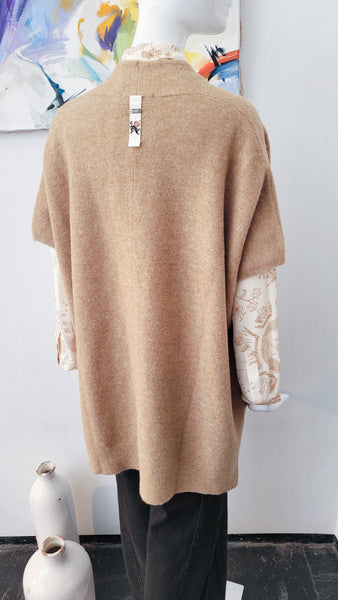 Cape/Weste  (camel)