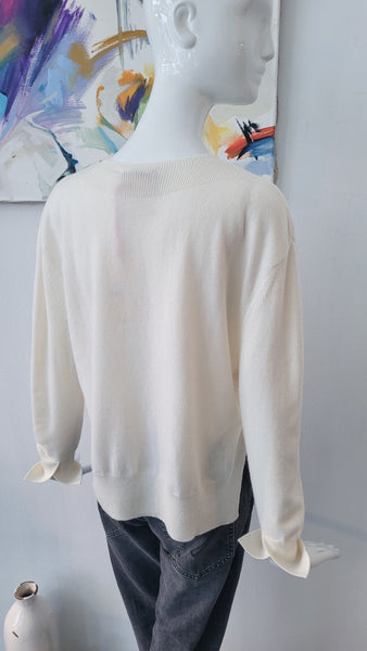 Pulli mit Details