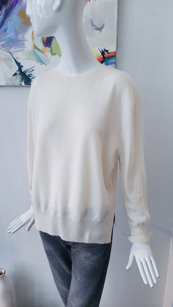 Pulli mit Details