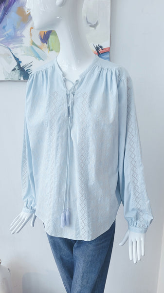 Bluse mit Stickerei overs. (h.blau)