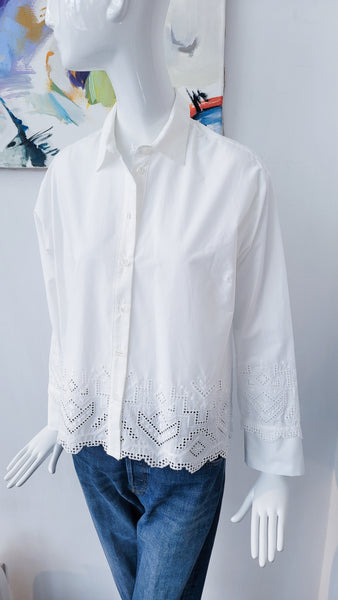 Bluse mit Lochstickerei