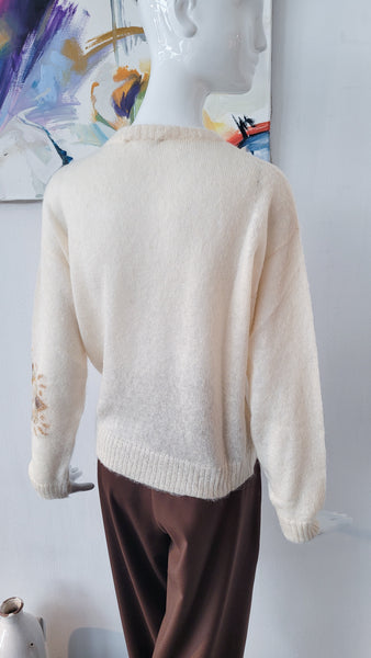 Pulli mit asymmetr. Muster