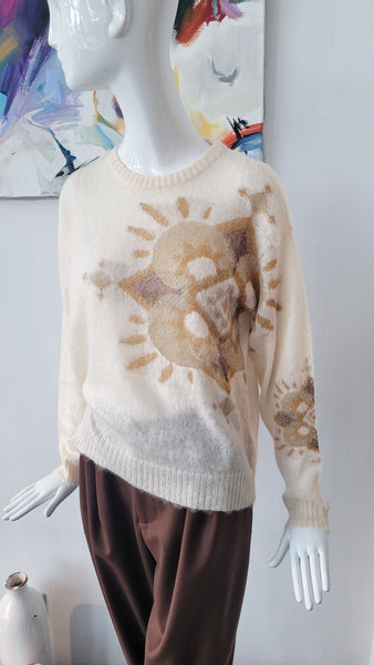 Pulli mit asymmetr. Muster