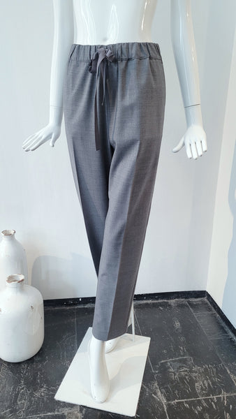 Hose mit Kordelzug