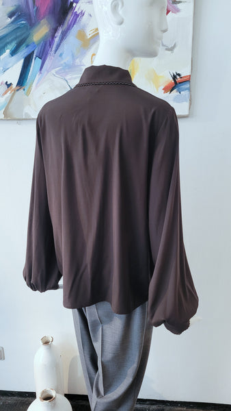 Seidenbluse mit Stickereidetail (dunkelbraun)