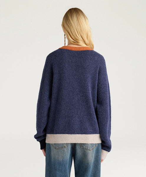 Pulli mit Details (blau meliert)