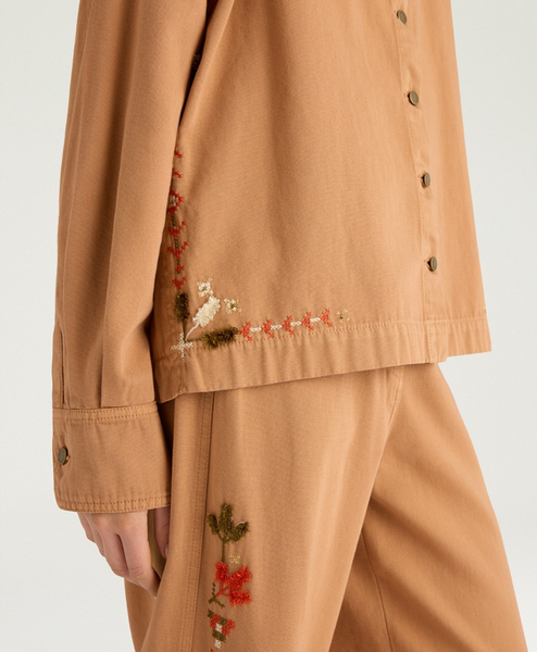 Hemdjacke mit aufwendiger Stickerei, overs.