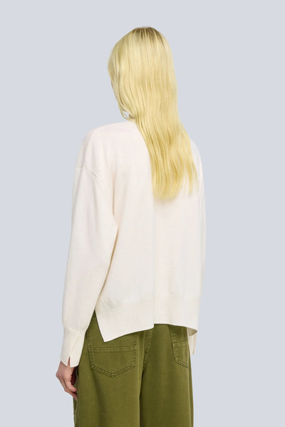 Pulli mit Details
