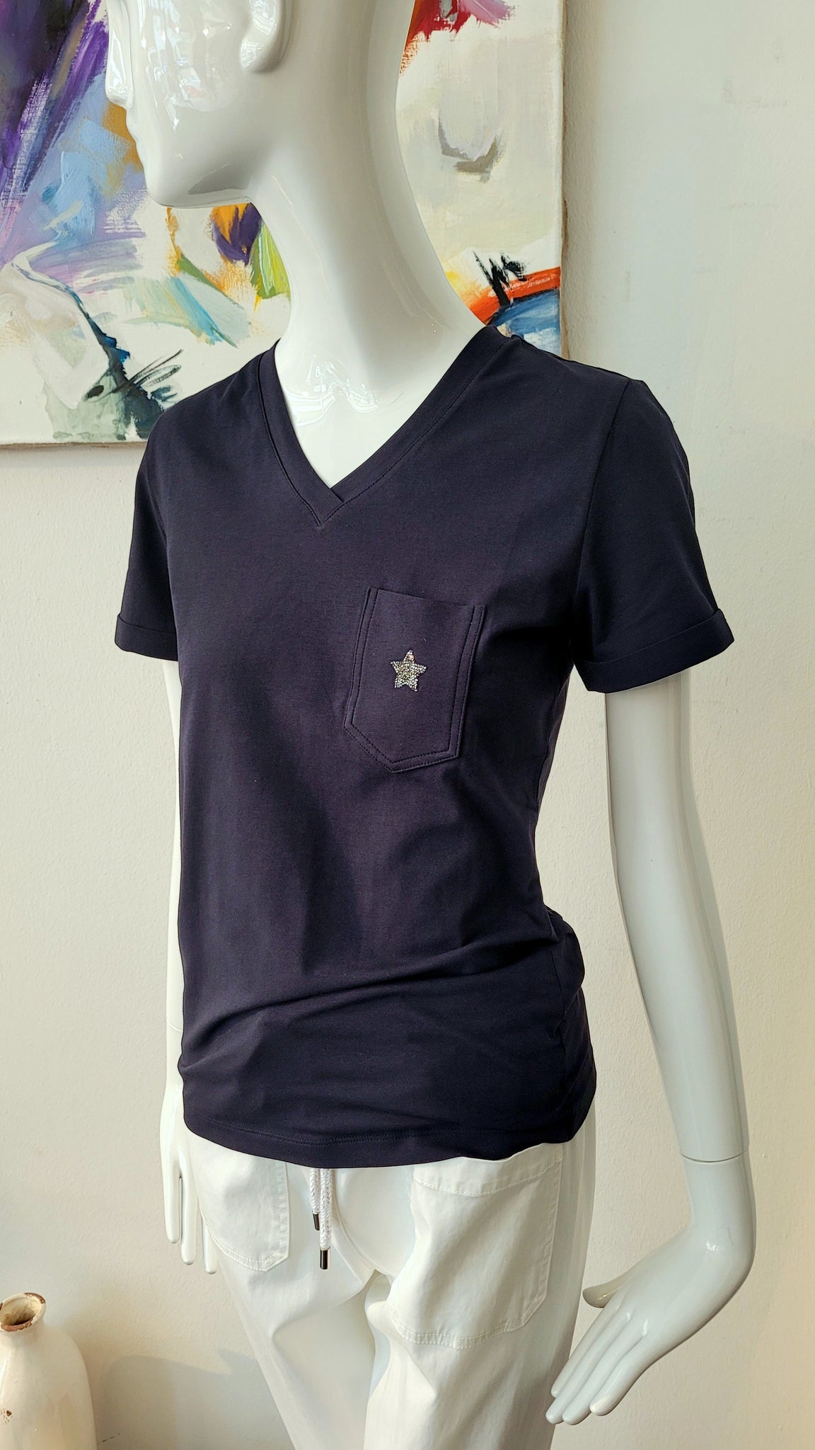Tailliertes Shirt mit Tasche und Details (dunkelblau)(-40%)